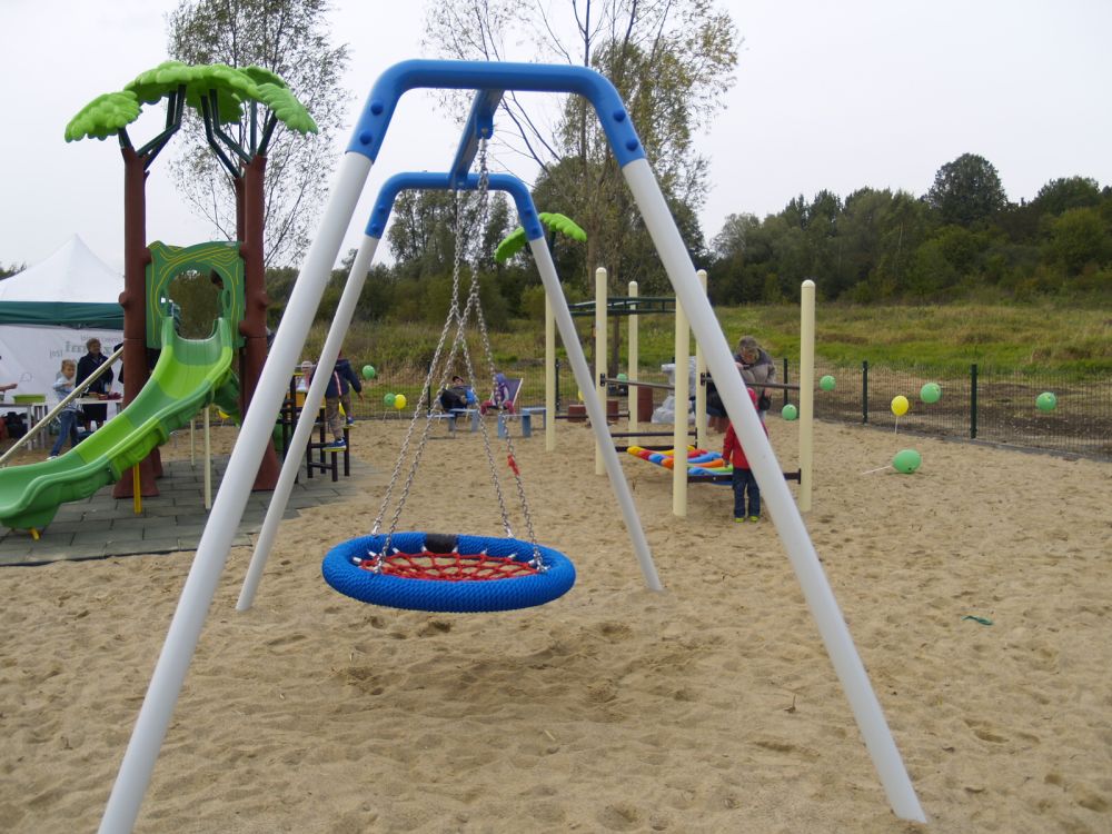 Plac zabaw, zbiornik retencyjny Świętokrzyski I