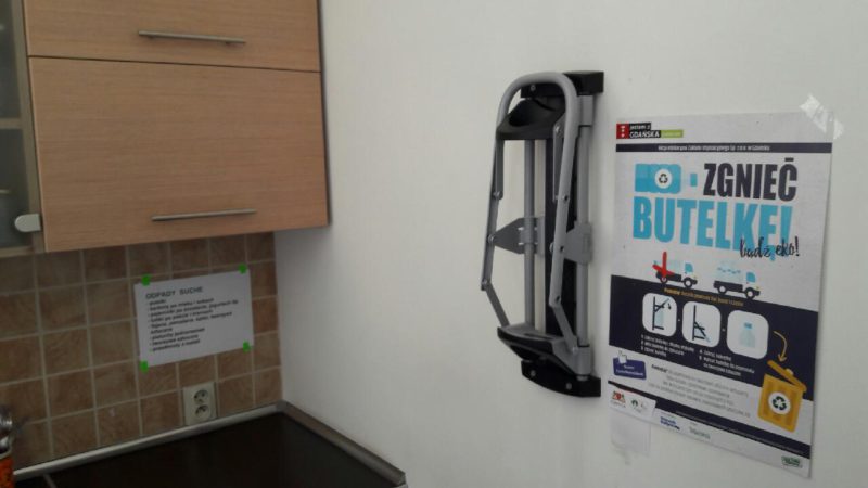 Zgniatarki do butelek trafiły do gdańskich instytucji